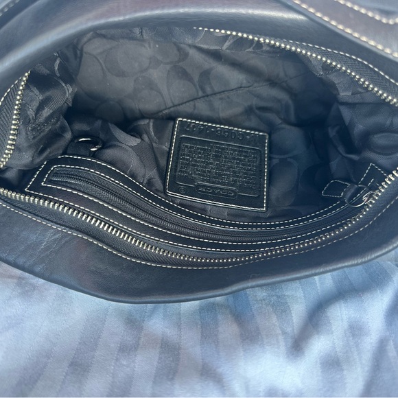 Y2K Coach Leather Small Hobo Bag - Picture 6 of 6